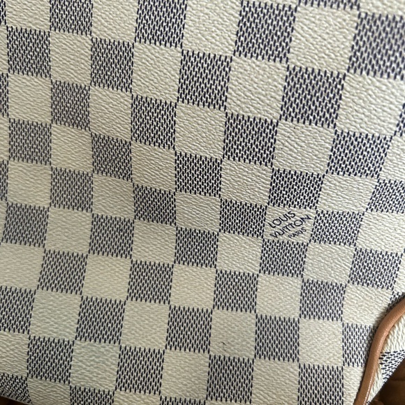 Fashion design Checkered medium women’s hand bag in White and gray - Picture 6 of 7